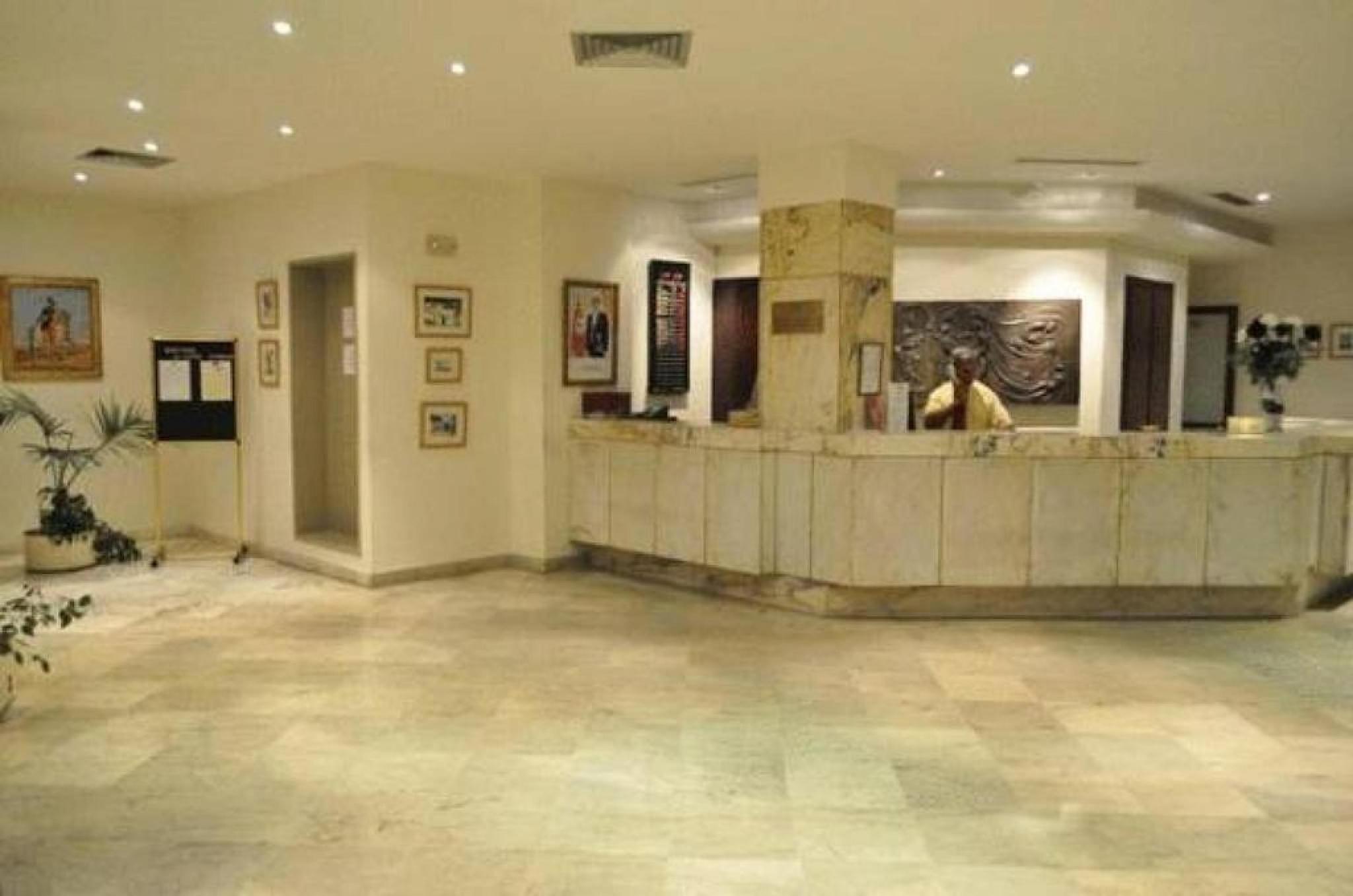 Hotel Le Pacha Tunis Exterior photo